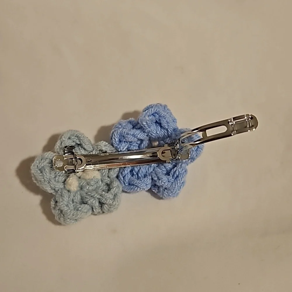 Hand Crafted TikTok Trend Hair Barrette Crocheted Puffy 2-Flowers Blue & White